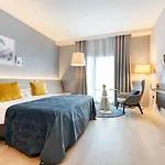 Der Valk Hotell 4*