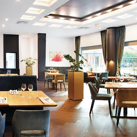 Hotel Der Valk 4*