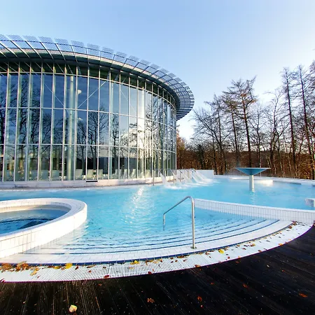Hotel Der Valk 4*