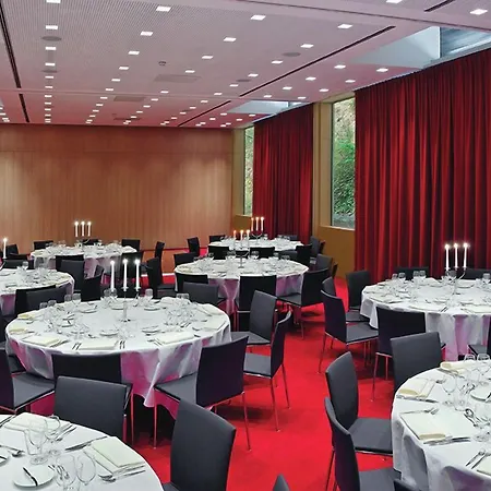 Hotel Der Valk 4*