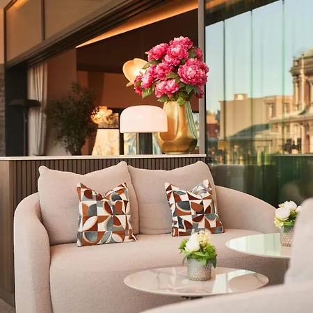 Hotel Der Valk 4*